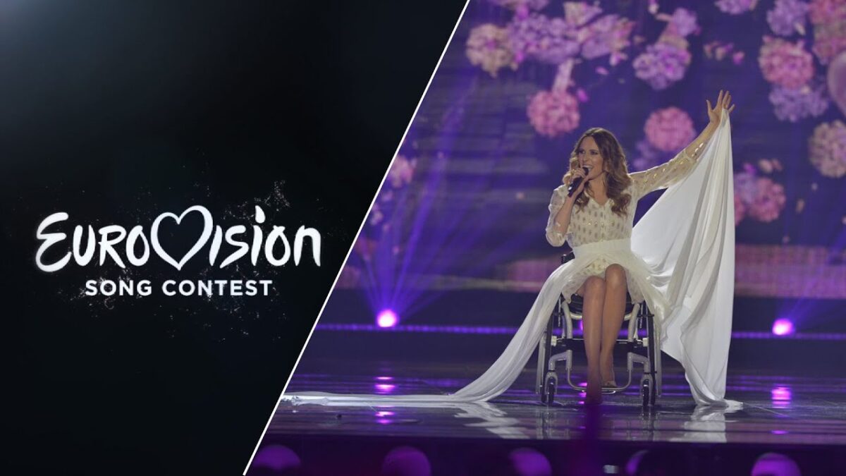 músicos con discapacidad mujer cantante parapléjica en silla de ruedas en eurovisión